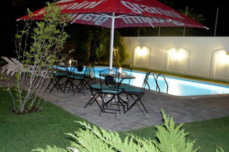 Hotel Angelo D'Oro Ploieşti Exterior foto