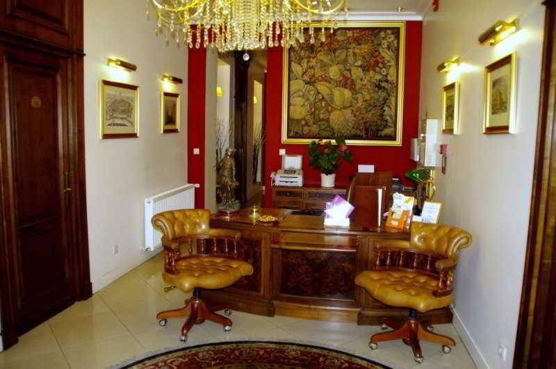 Hotel Angelo D'Oro Ploieşti Exterior foto