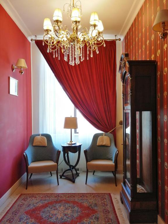 Hotel Angelo D'Oro Ploieşti Exterior foto