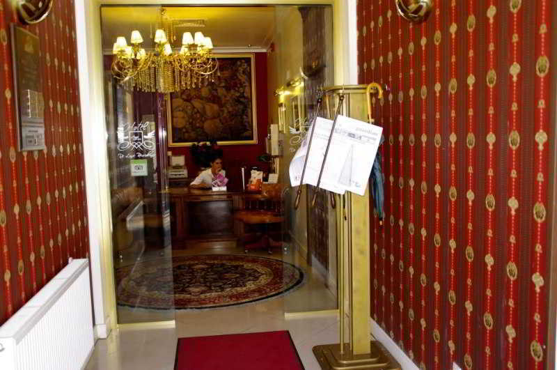 Hotel Angelo D'Oro Ploieşti Exterior foto