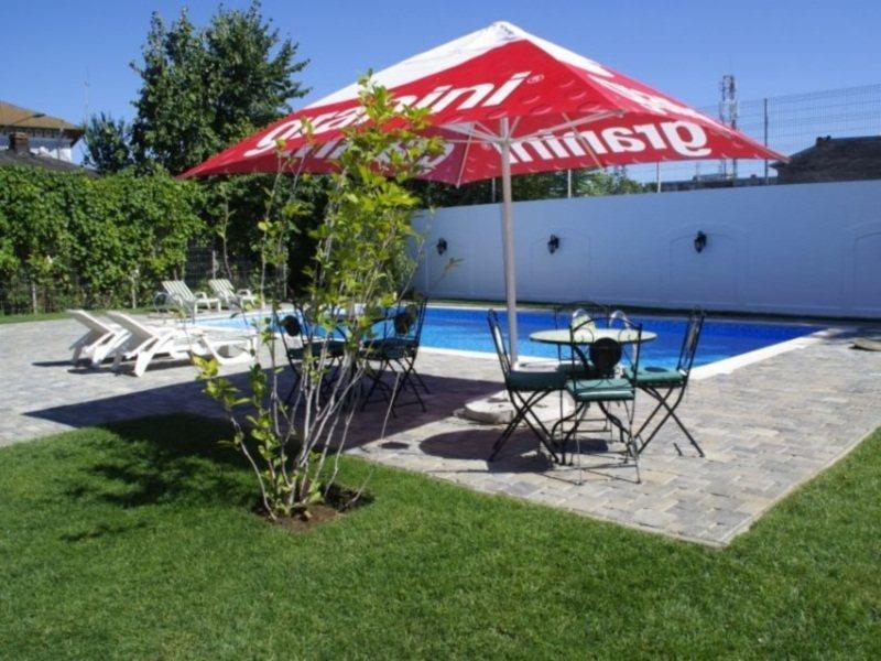 Hotel Angelo D'Oro Ploieşti Exterior foto